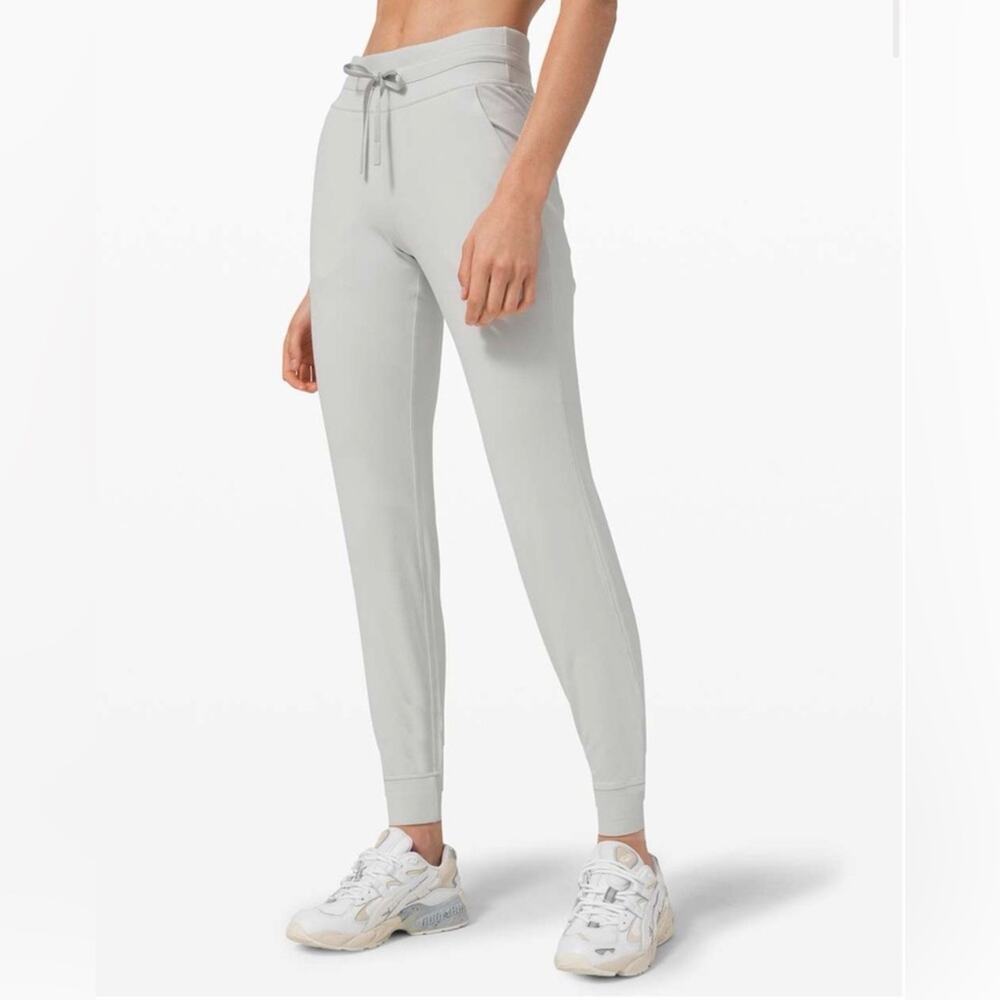 Lululemon Ready to Rulu Jogger Size 14 Tan High Rise Soft Lounge Athletic Pants